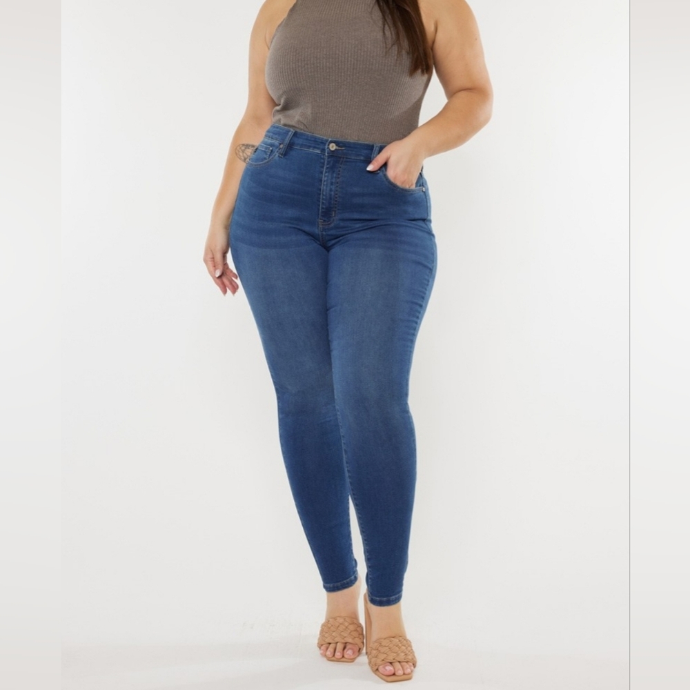 KanCan Super Skinny Jeans NWT